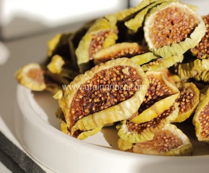 Freeze dried figs