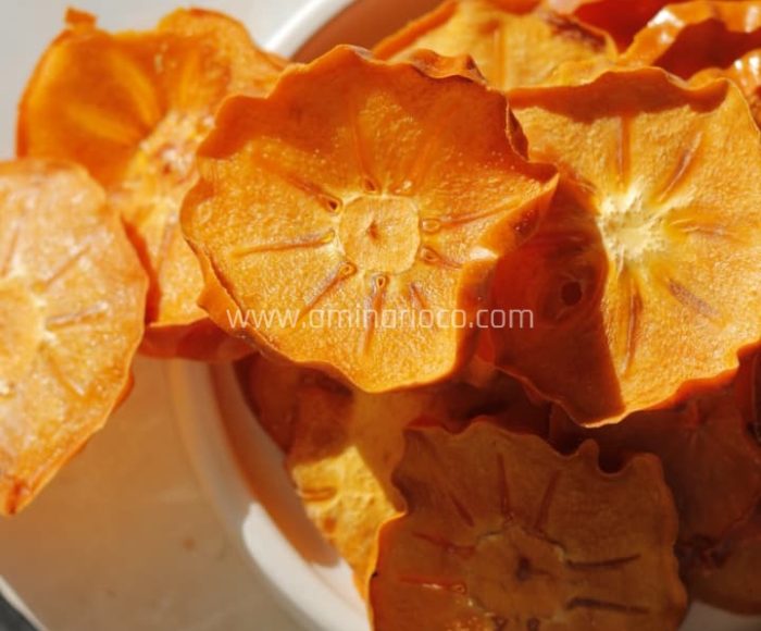 Freeze dried persimmon