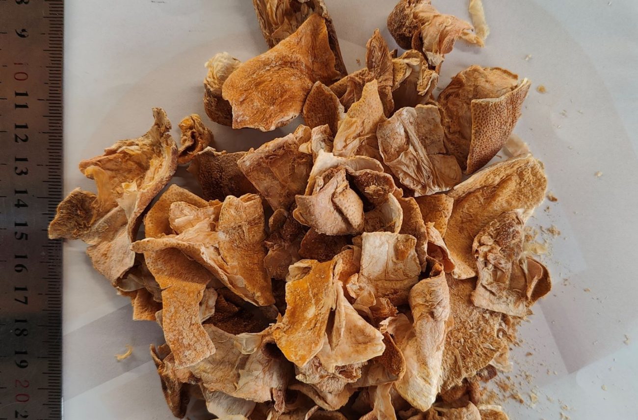 Lemon peel